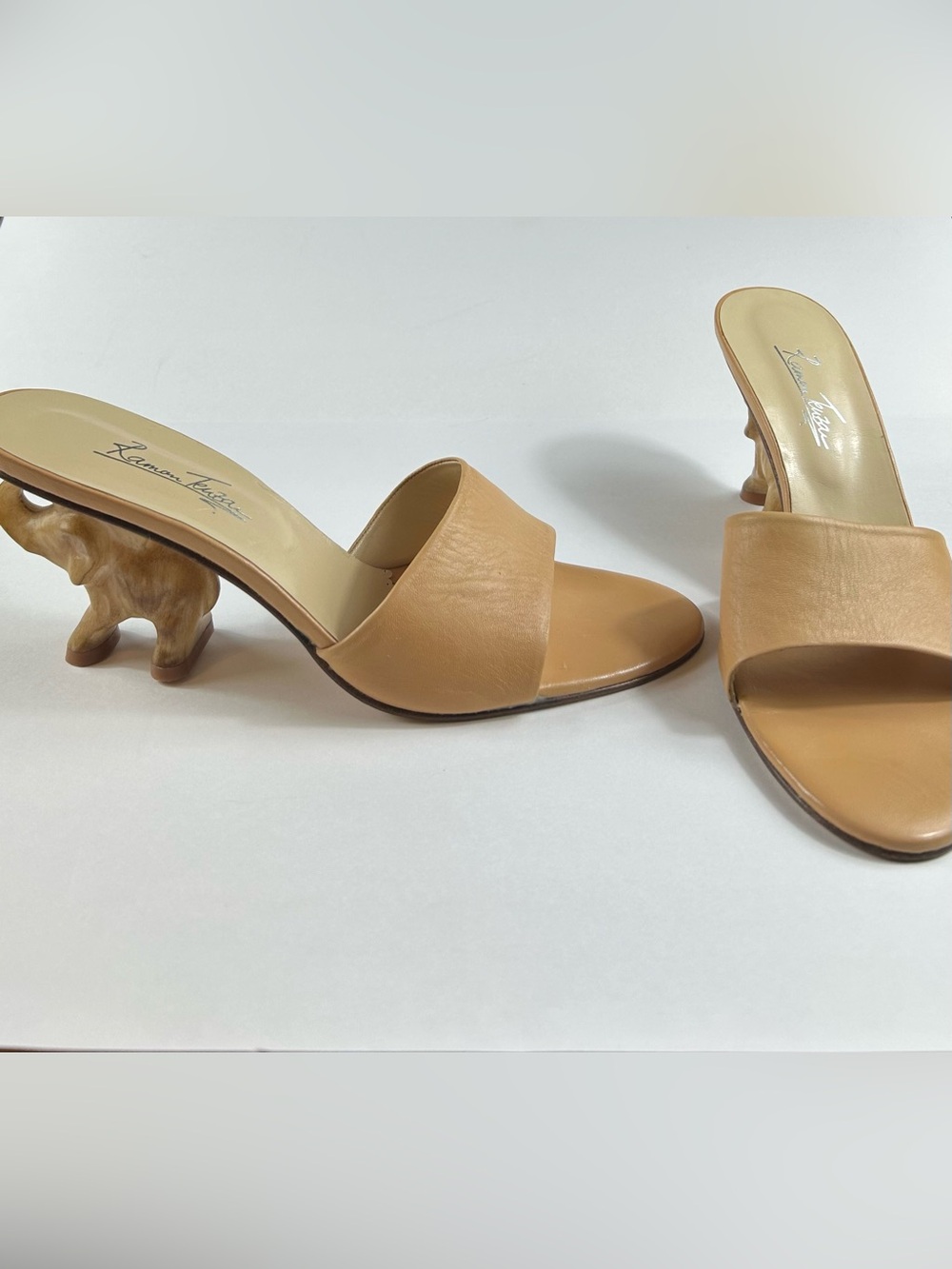 VINTAGE Ramon Tenza Elephant Heel Slide Sandals Mules Tan Leather Spain Rare 10